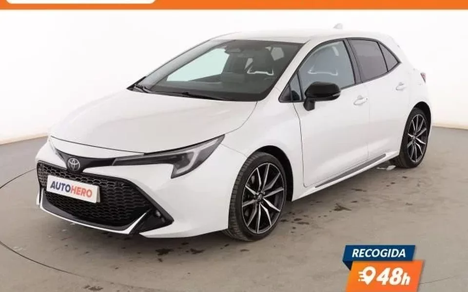 TOYOTA Corolla 2.0 Hybrid GR Sport
