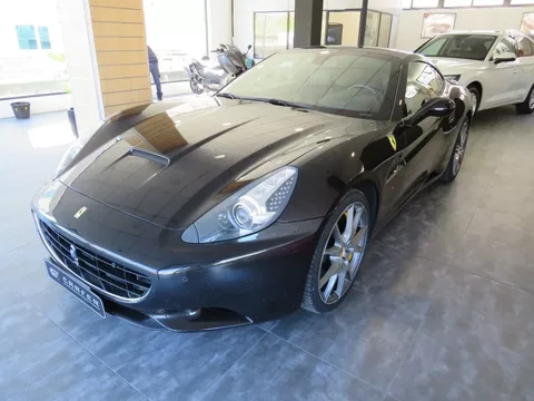 FERRARI California California