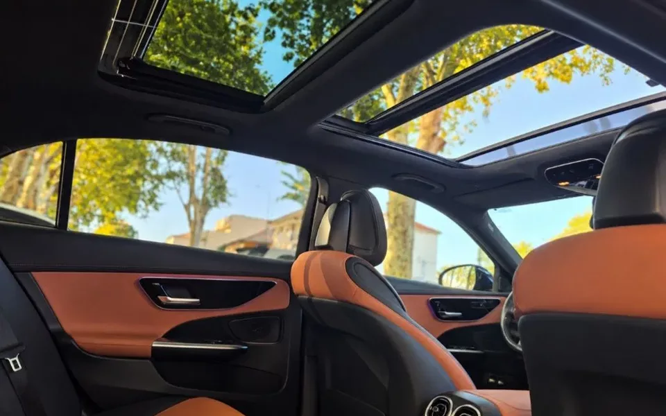 Mercedes-Benz C 300 e AMG Line