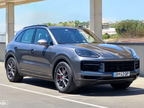 Porsche Cayenne S E-Hybrid