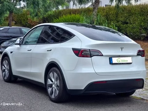 Tesla Model Y Tração Traseira