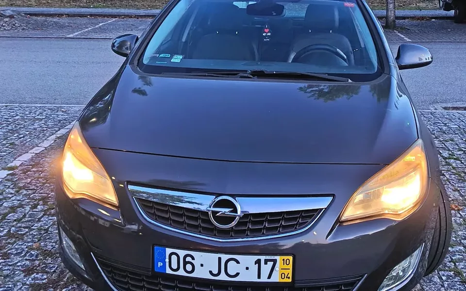 Opel Astra 1.4 Enjoy