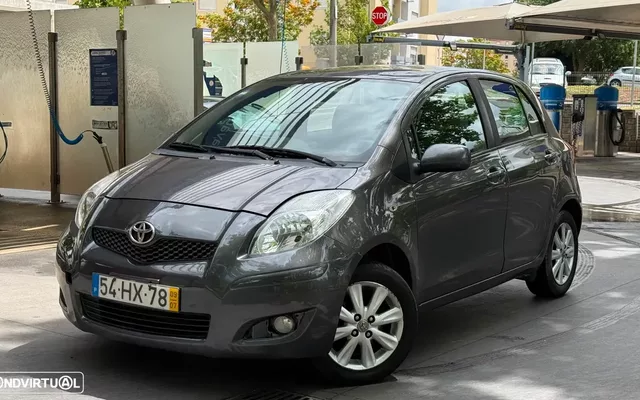 Toyota Yaris 1.0 VVT-i AC Manual