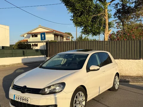 VW Golf 2.0 TDi DPF Highline