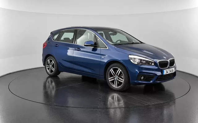 BMW 214 Active Tourer d Line Sport