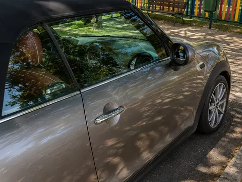 MINI Cabrio Cooper D