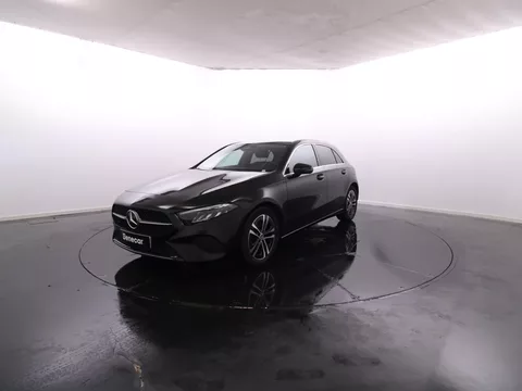 Mercedes-Benz Classe A - 200 Progressive Advanced Cx. Aut. / Vidros Escurecidos