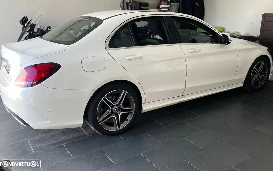 Mercedes-Benz C 220