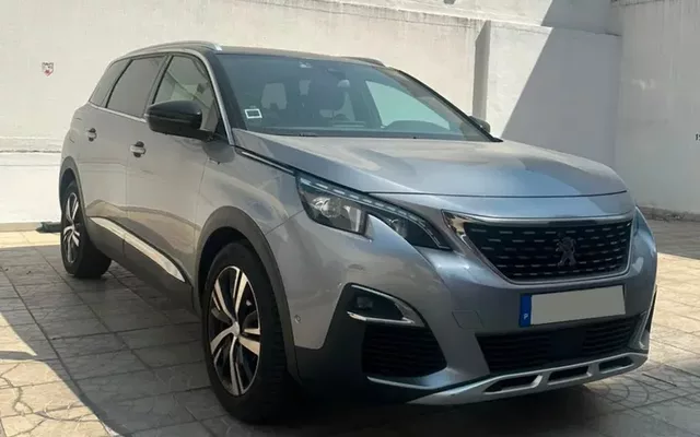 Peugeot 5008 1.5 BlueHDi Allure EAT8