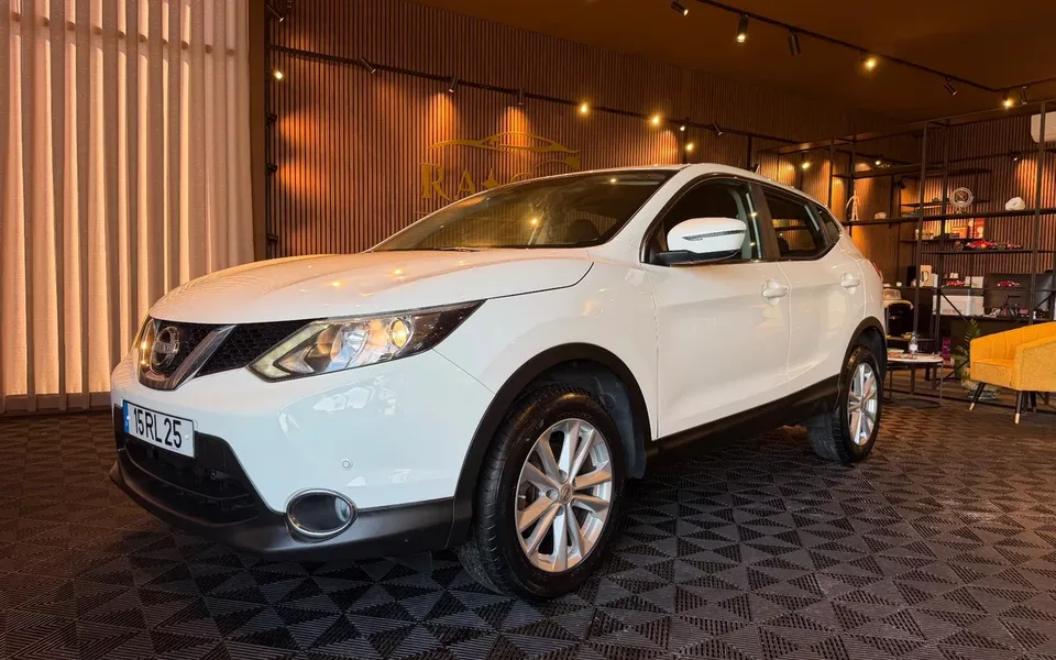 Nissan Qashqai 1.6 dCi N-Connecta RS+PS 4x4i