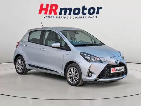 TOYOTA Yaris Yaris 100H 1.5 Active
