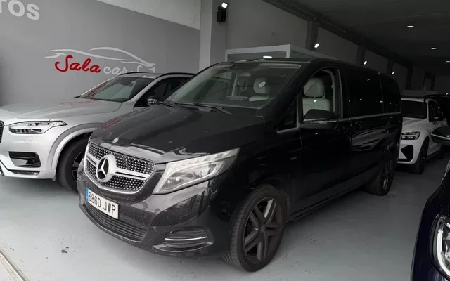 MERCEDES-BENZ Clase V V 220d Compacto Avantgarde