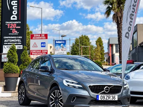 Volvo V40 Cross Country 1.5 T3 Plus Geartronic