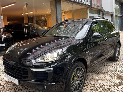 Porsche Cayenne S E-Hybrid Platinum Edition
