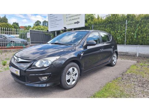 HYUNDAI i30 1.4E, 2011 ROK