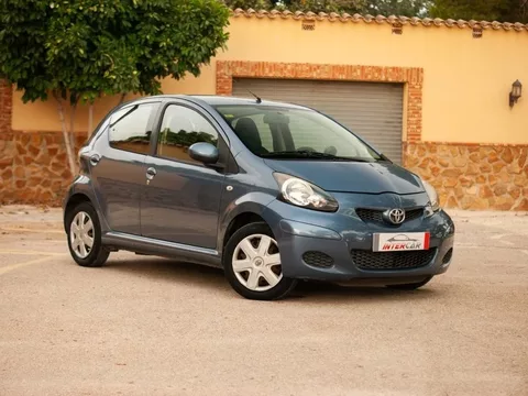 TOYOTA Aygo Aygo 1.0 VVT-i Blue