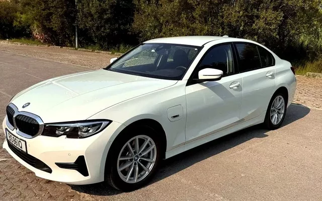 BMW 320 e Corporate Edition Auto