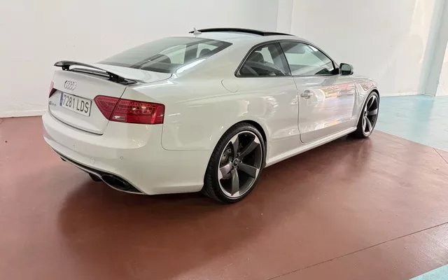 AUDI A5 RS5 4.2 FSI quattro S-Tronic