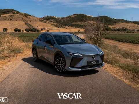 Lexus RZ 450e Luxury Pack