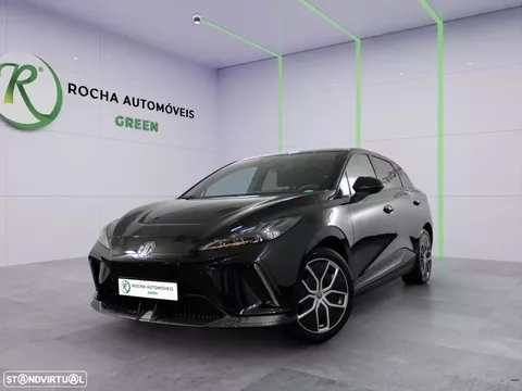 MG MG4 64 kWh Luxury
