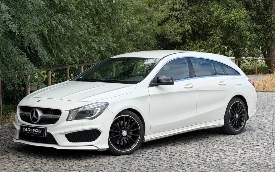 Mercedes-Benz CLA 220 d Shooting Brake AMG Line Aut.