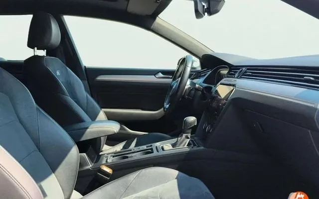 VOLKSWAGEN Arteon Arteon 2.0TDI R-Line DSG7 140kW