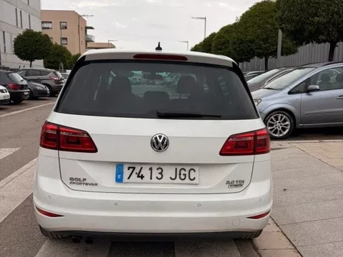 VOLKSWAGEN Golf Golf Sportsvan 2.0TDI CR Sport 110kW