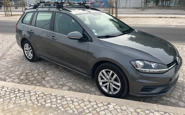 VW Golf Variant 1.6 TDi Trendline