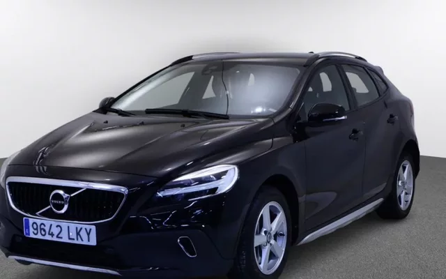 Volvo V40 CROSS COUNTRY 2.0 T4 SUMMUM 4WD AUTO 5P