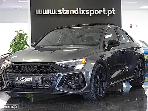 Audi RS3 Limousine 2.5 TFSI quattro S tronic