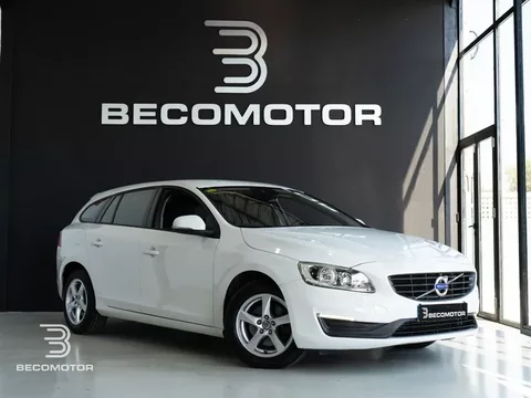 VOLVO V60 V60 D2 Momentum 120