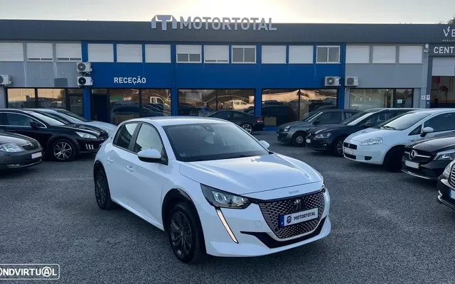Peugeot e-208