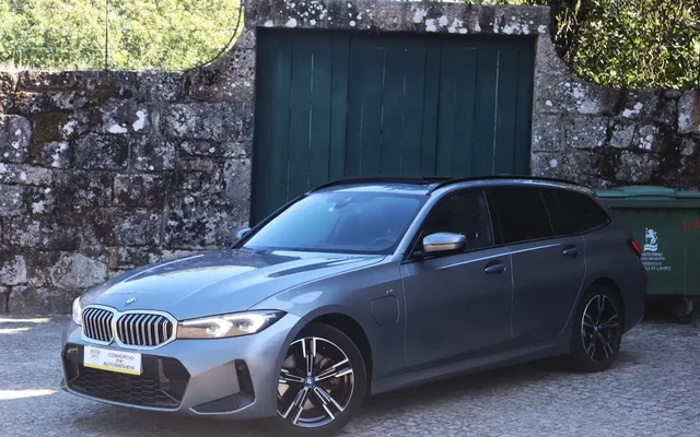 BMW 330 e Pack M Auto