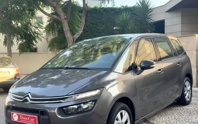 Citroën C4 Spacetourer PureTech 130 Stop&Start EAT8 SHINE