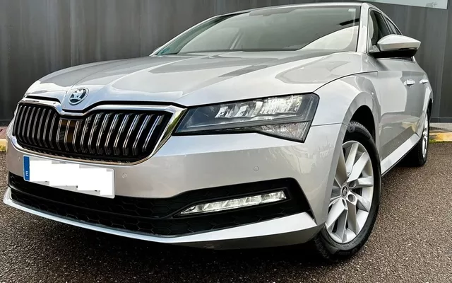 SKODA Superb Superb 2.0TDI Active DSG 110kW