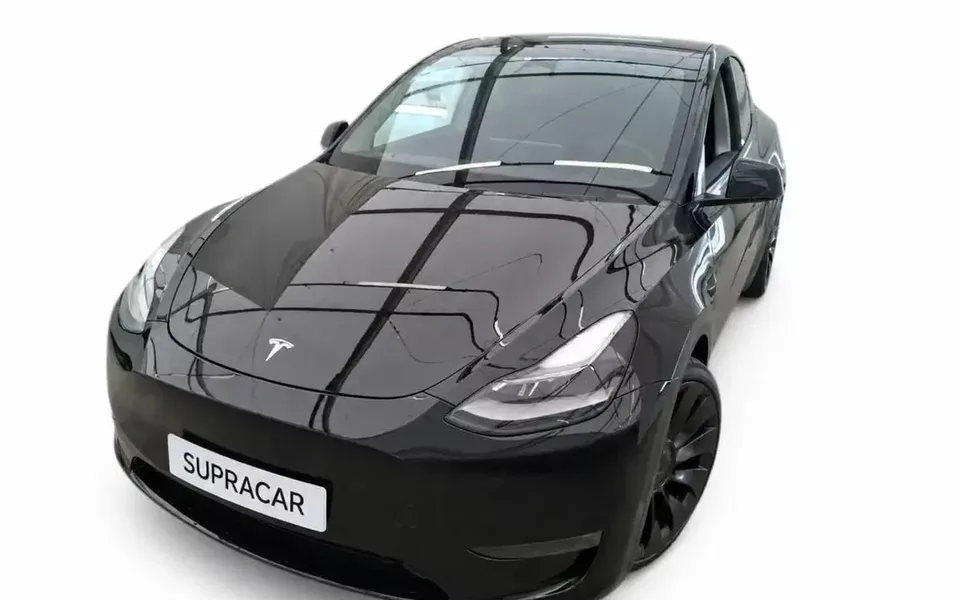 Tesla Model Y Performance Dual Motor AWD