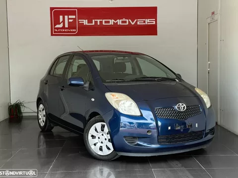 Toyota Yaris 1.0 VVT-i Cool Edition