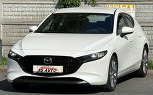 Mazda 3 IV 2.0dm³ 122KM