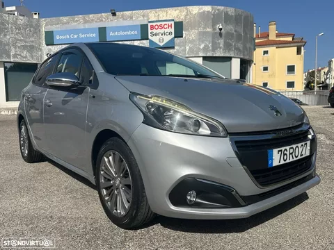 Peugeot 208 1.2 PureTech Style