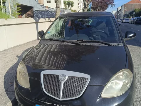 Lancia Ypsilon 1.2 8v