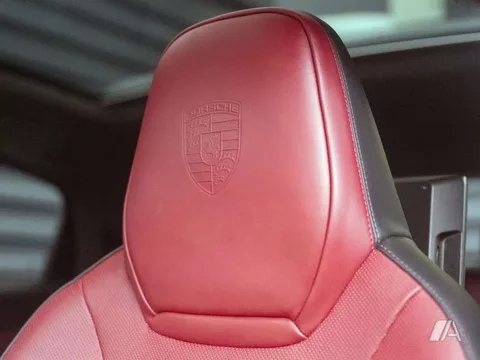PORSCHE Cayenne Cayenne Coupé GTS Aut.