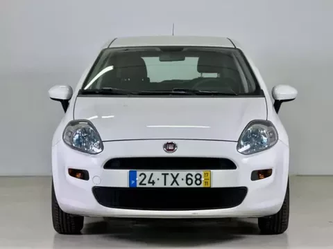 Fiat Punto 2017 1.2 Lounge Start&Stop
