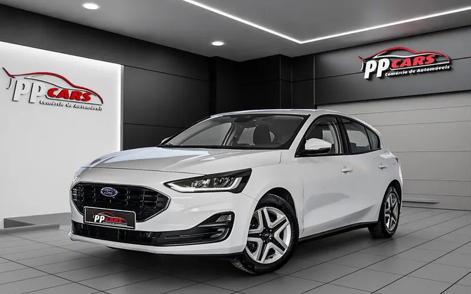 Ford Focus 1.0 EcoBoost MHEV Connected Design