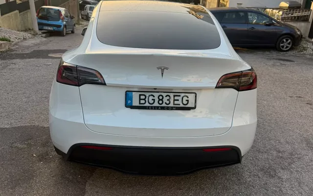 Tesla Model Y Tração Traseira