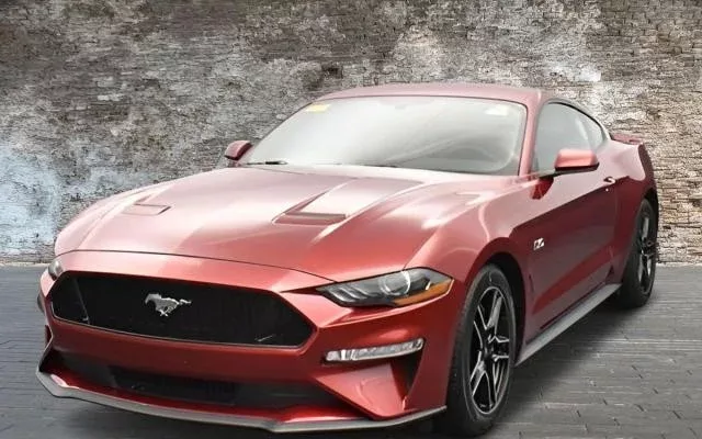 FORD Mustang GT 5.0L V8