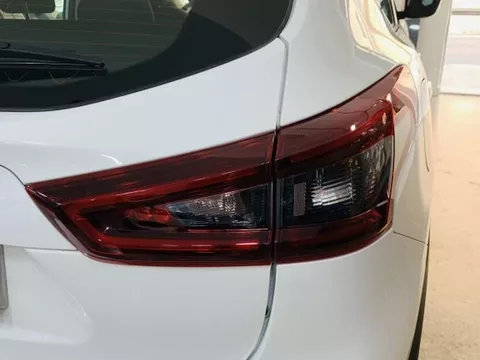 NISSAN Qashqai Qashqai 1.5dCi Tekna 4x2 85kW
