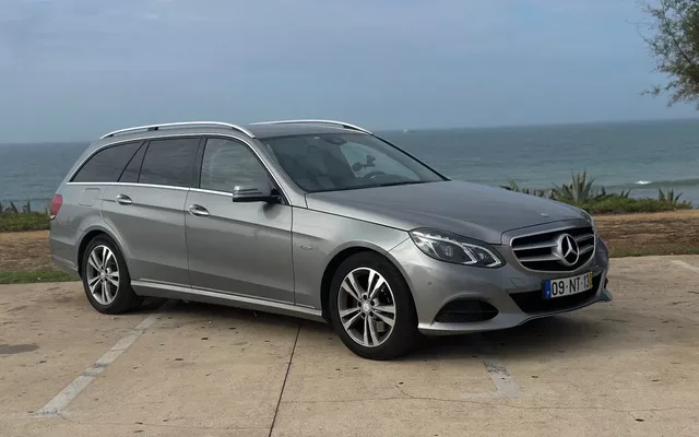 Mercedes-Benz E 300 Bluetec Hybrid Avantgarde
