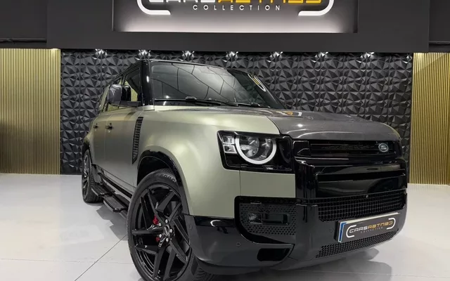 LAND-ROVER Defender Defender 110 2.0D SD4 SE AWD Aut. 240