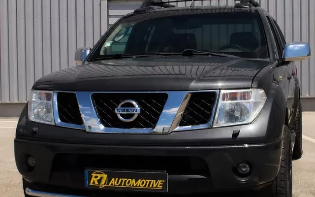 Nissan Navara 2.5 dCi CD SE
