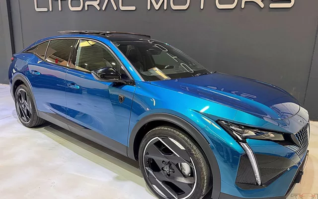 Peugeot 408 1.6 Hybrid GT e-EAT8